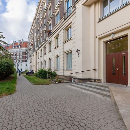 Aleja Wyzwolenia Studio with Mezzanine Warsaw Downtown by Noclegi Renters Bagian luar foto