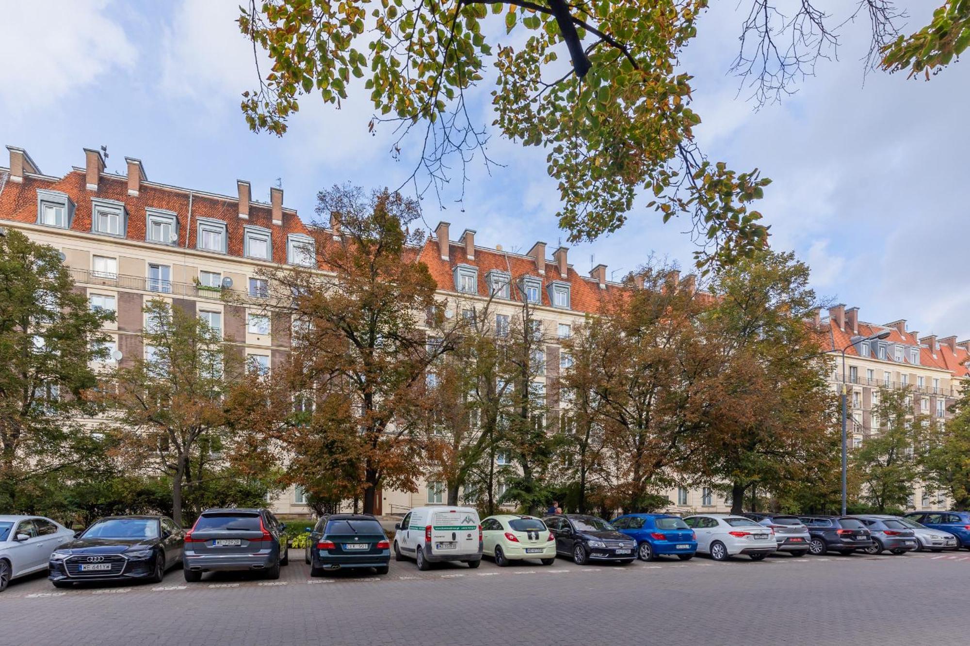 Aleja Wyzwolenia Studio with Mezzanine Warsaw Downtown by Noclegi Renters Bagian luar foto